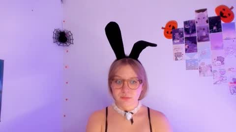 Ellie online show from 4, 12, 2025