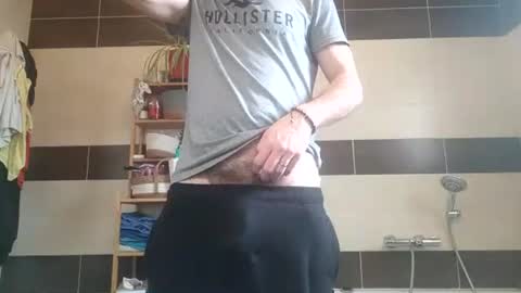 lebrun1985 online show from 20, 2, 2026