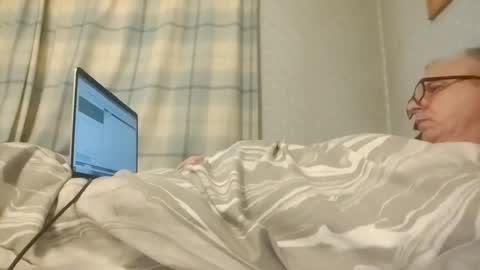 lechertachatte4444 online show from 26, 1, 2025