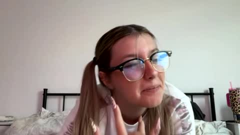 leeannerose online show from 24, 5, 2026