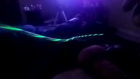 Snapshot of leemen33 chatting on 21, 11, 2025 Michael online show from 21, 11, 2025