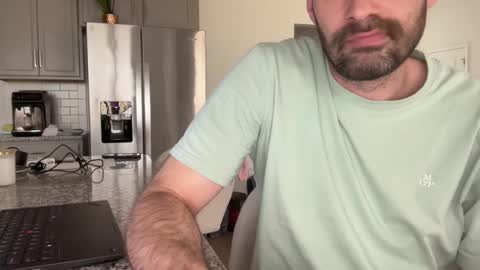 Snapshot of leexxx_69 chatting on 18, 12, 2025 leexxx_69 online show from 18, 12, 2025