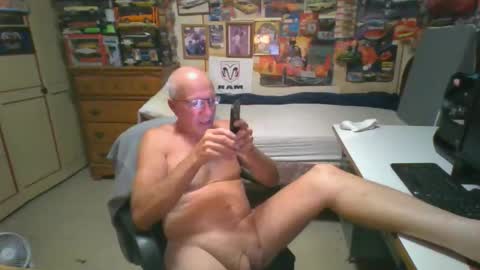leezamm1132 online show from 22, 4, 2026