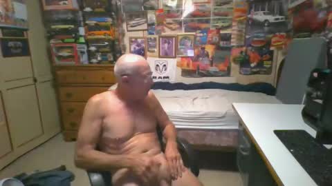 leezamm1132 online show from 24, 4, 2026
