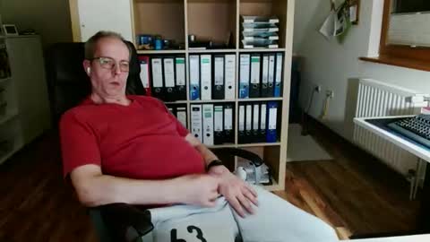 Dave online show from 19, 3, 2026