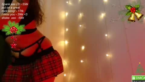 hey Im Leia and I love rock  online show from 15, 12, 2024