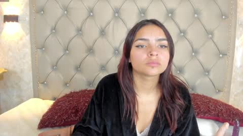 LEIGH ANGELS online show from 3, 1, 2025