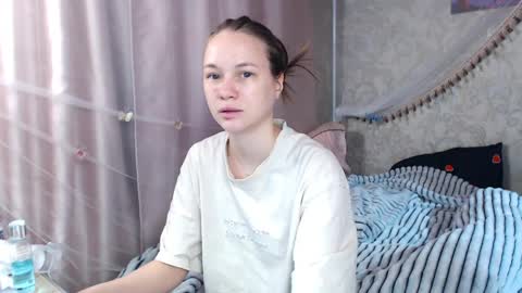 Snapshot of leila_bambi chatting on 7, 5, 2026 leila_bambi online show from 7, 5, 2026
