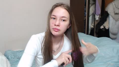 leila_bambi_ online show from 5, 2, 2025