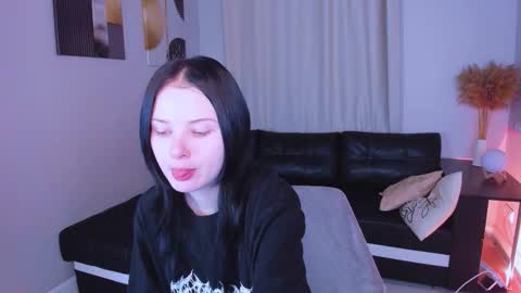 Leila online show from 28, 11, 2025