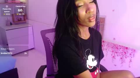 Snapshot of leilaebony_ chatting on 8, 9, 2025 leilaebony_ online show from 8, 9, 2025
