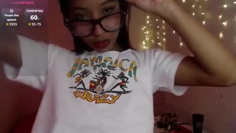 Snapshot of leilaebony_ chatting on 17, 9, 2025 leilaebony_ online show from 17, 9, 2025