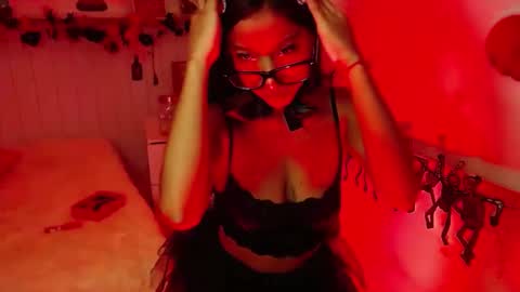 Snapshot of leilaebony_ chatting on 19, 10, 2025 leilaebony_ online show from 19, 10, 2025