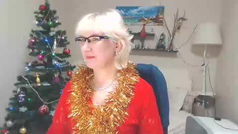 Leila Kinky online show from 4, 1, 2025