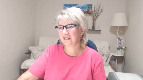 Leila Kinky online show from 29, 9, 2025