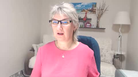 Leila Kinky online show from 2, 11, 2025