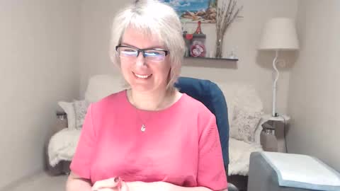 Leila Kinky online show from 18, 3, 2026