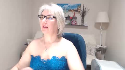 Leila Kinky online show from 1, 4, 2026