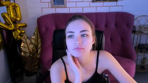 Snapshot of leilarai chatting on 28, 2, 2025 Leila Rai online show from 28, 2, 2025