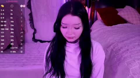 Snapshot of lein_bone chatting on 15, 11, 2025 Lein online show from 15, 11, 2025