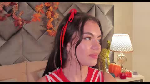 Leizathompson online show from 25, 10, 2025