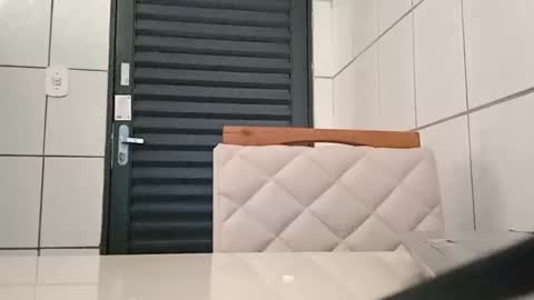 Snapshot of lelefiel chatting on 29, 12, 2024 Pequeno Urso online show from 29, 12, 2024