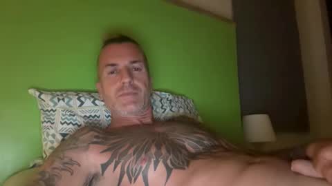 lelehot1 online show from 18, 2, 2026