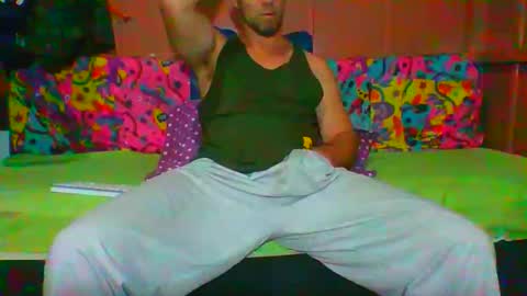 Snapshot of lemao77 chatting on 14, 10, 2025 SEX MASTER online show from 14, 10, 2025