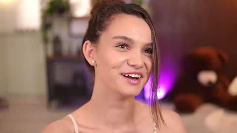 Lena Laurent online show from 19, 6, 2026
