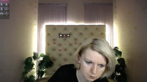 Snapshot of lena_paulles chatting on 28, 12, 2024 Lena online show from 28, 12, 2024