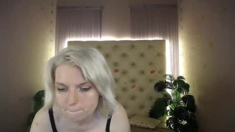 Snapshot of lena_paulles chatting on 29, 1, 2025 Lena online show from 29, 1, 2025