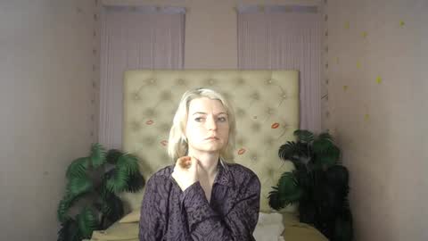 Snapshot of lena_paulles chatting on 8, 2, 2025 Lena online show from 8, 2, 2025