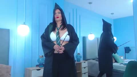 lenacorbet online show from 31, 10, 2025