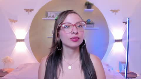 Lenna  online show from 5, 6, 2026
