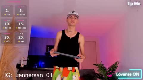 Lenner INDEPENDENT MODEL online show from 9, 2, 2025