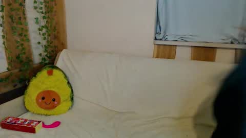 Snapshot of leo_and_lori chatting on 23, 11, 2025 Leo and Lori online show from 23, 11, 2025