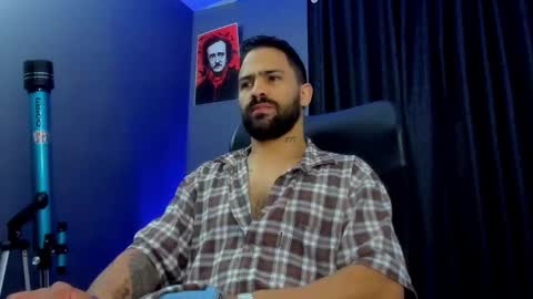 Leo  Diaz online show from 25, 2, 2025