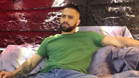 Leo  Diaz online show from 26, 10, 2025