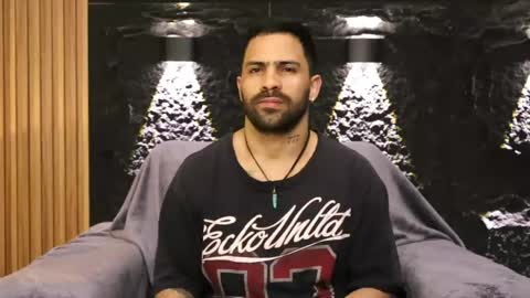 Leo  Diaz online show from 22, 4, 2026