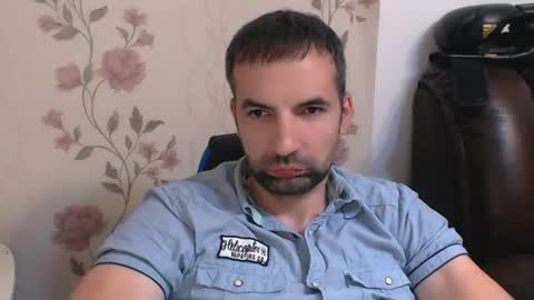 Leo Gianni online show from 12, 7, 2026