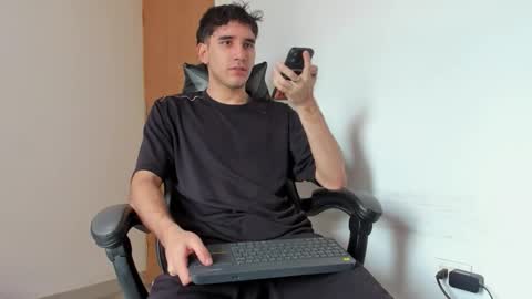 Leo Jones online show from 6, 11, 2025