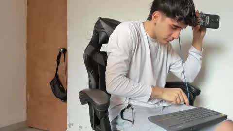 Leo Jones online show from 14, 11, 2025