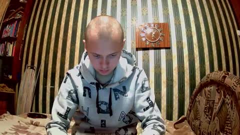 Snapshot of leo_timm chatting on 10, 9, 2025 leo_timm online show from 10, 9, 2025