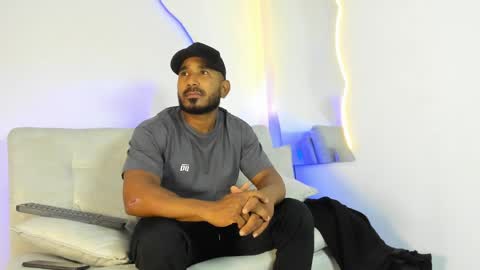 Snapshot of leocarter_ chatting on 3, 6, 2026 leo online show from 3, 6, 2026