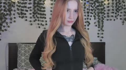 Snapshot of leona_vixen chatting on 18, 5, 2026 Leona online show from 18, 5, 2026