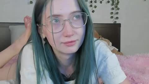 Snapshot of leona_vixen chatting on 29, 5, 2026 Leona online show from 29, 5, 2026