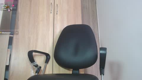 Snapshot of leonal_oconer chatting on 15, 7, 2026 iam leonal online show from 15, 7, 2026