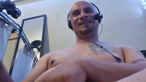 leonar0101 online show from 11, 12, 2024