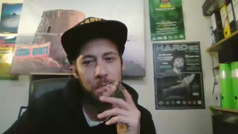 Snapshot of leonidascum chatting on 3, 12, 2025 leonidascum online show from 3, 12, 2025