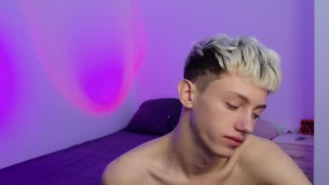 Snapshot of leonlure chatting on 5, 12, 2025 leonlure online show from 5, 12, 2025